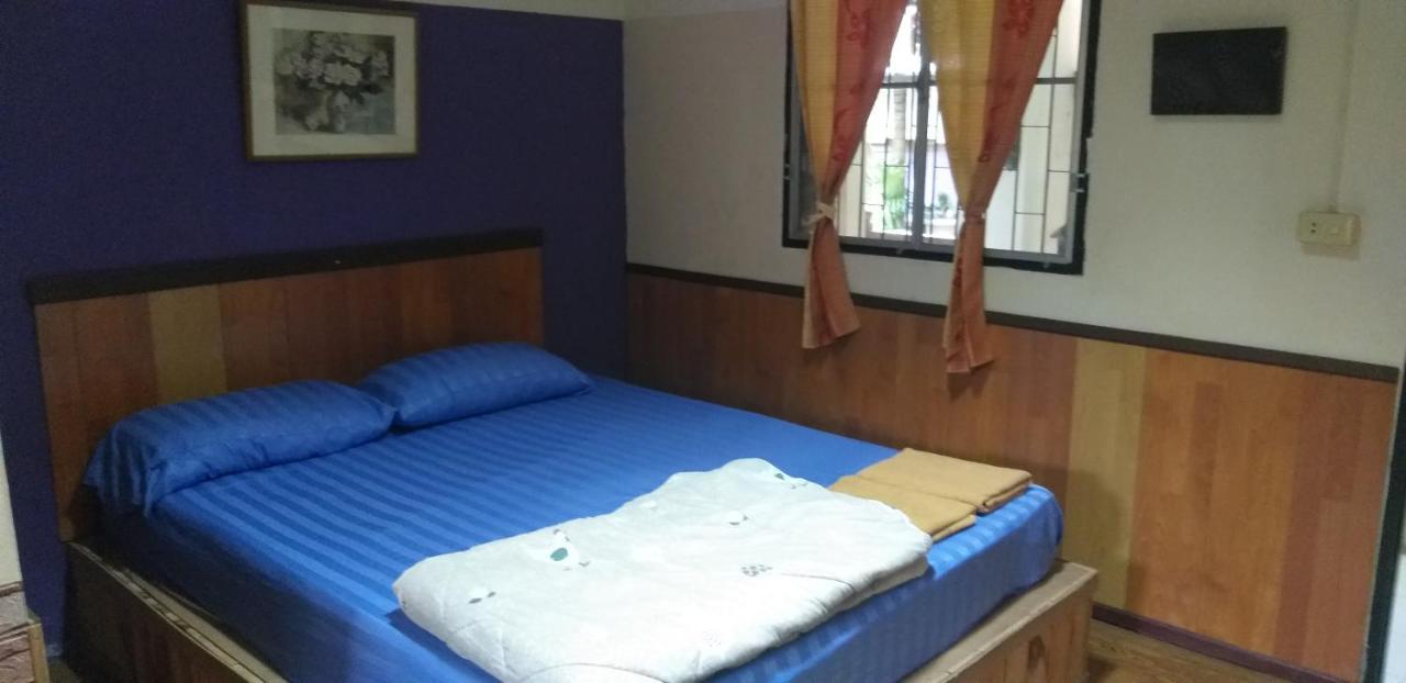 Hotel Tanyahouse à Chiang Rai Extérieur photo