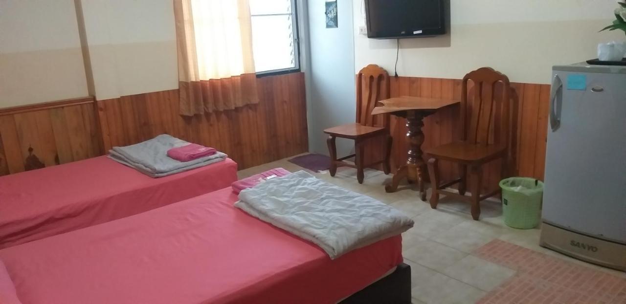 Hotel Tanyahouse à Chiang Rai Extérieur photo