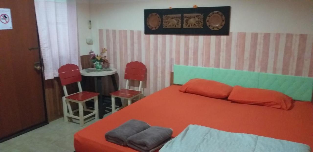Hotel Tanyahouse à Chiang Rai Extérieur photo