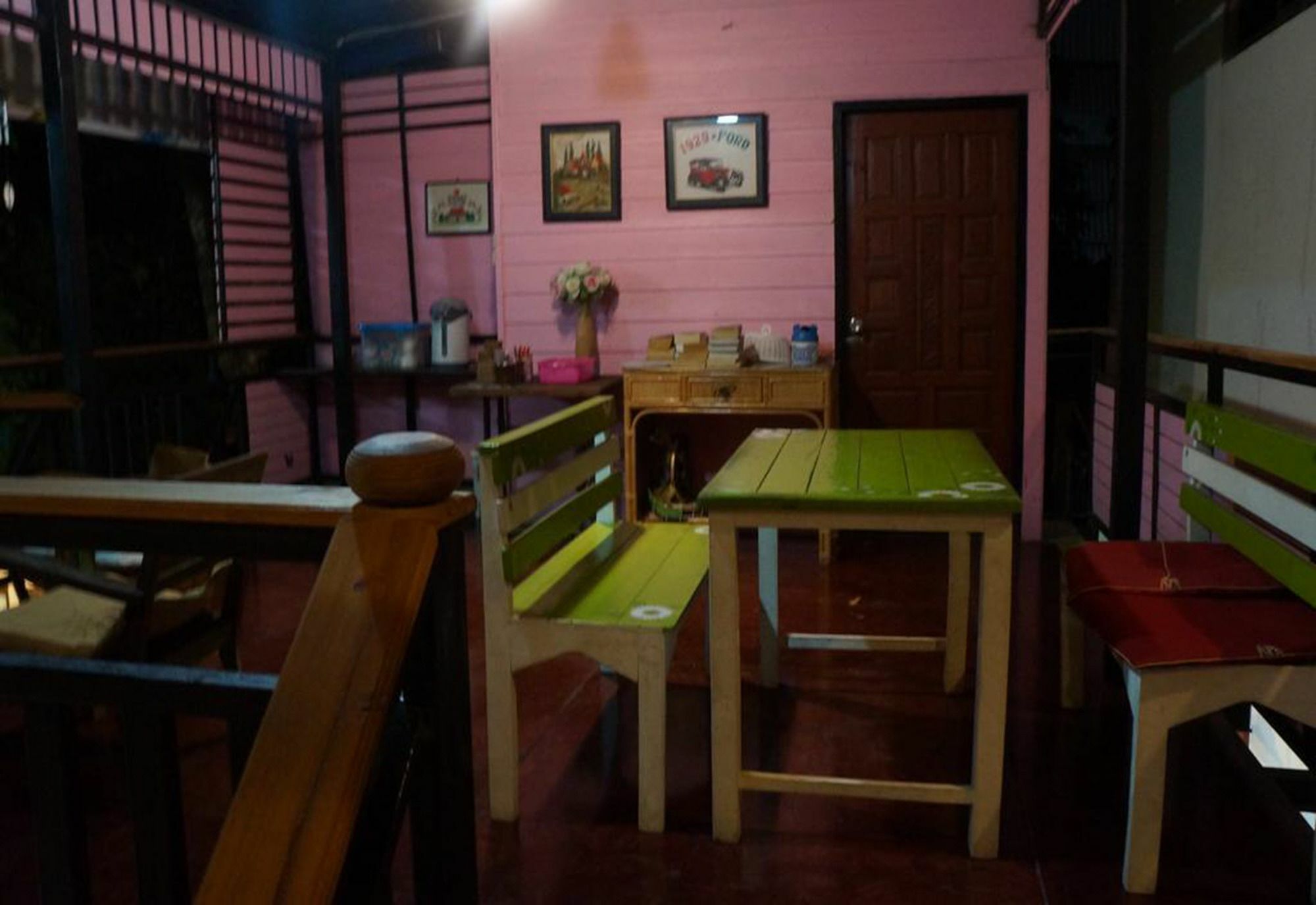 Hotel Tanyahouse à Chiang Rai Extérieur photo