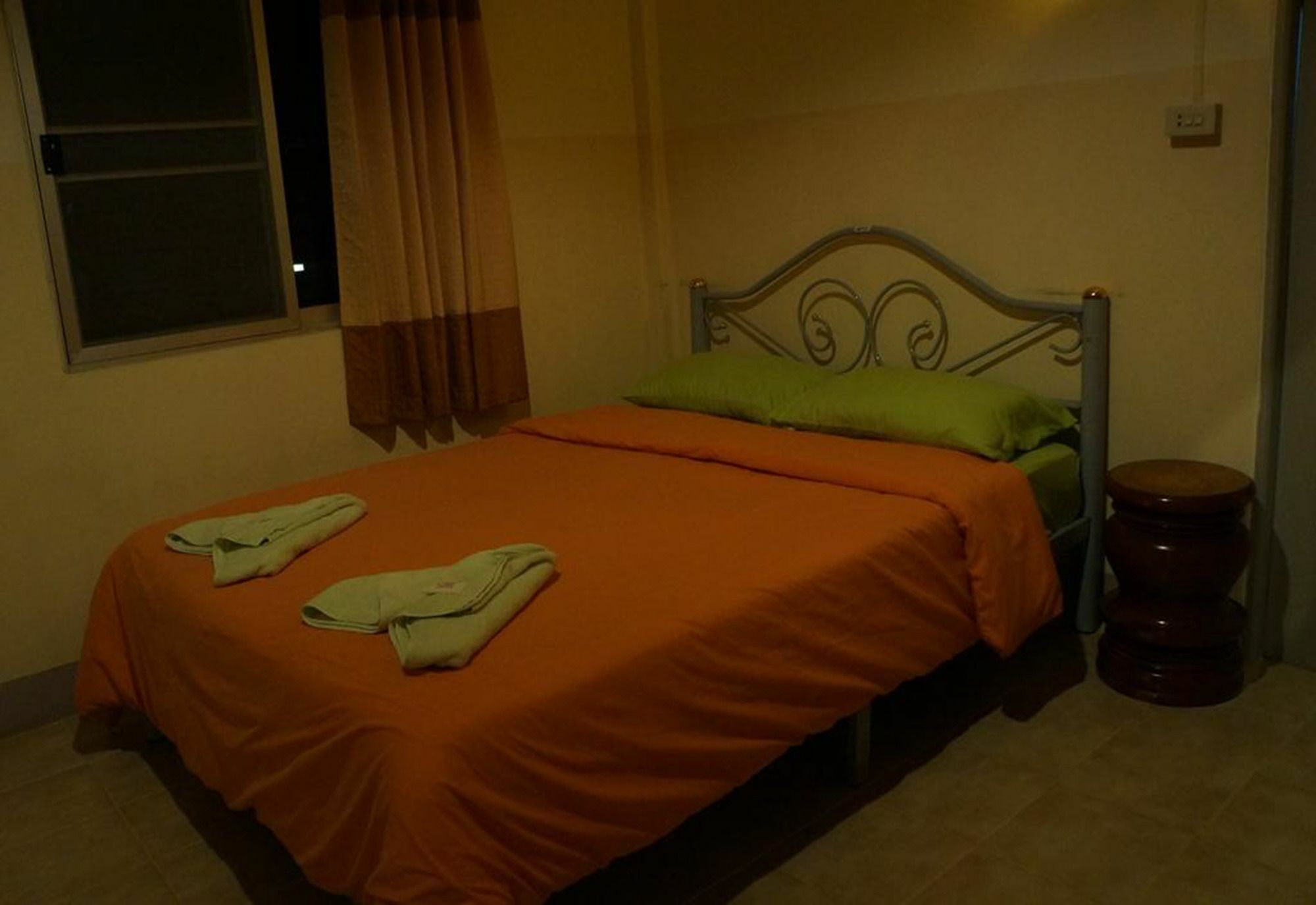Hotel Tanyahouse à Chiang Rai Extérieur photo